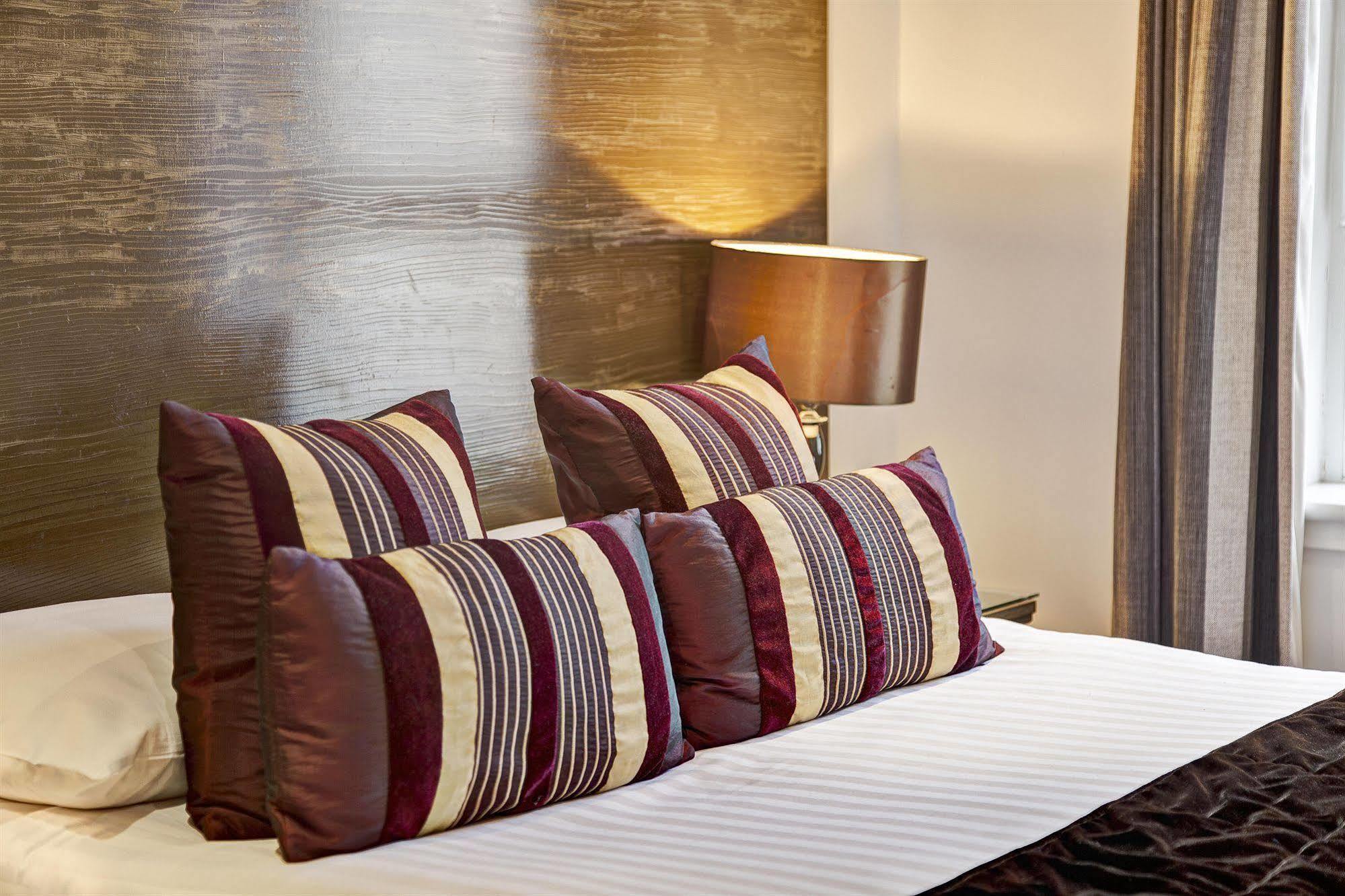 Fountain Court Apartments - Grove Executive Единбург Екстериор снимка