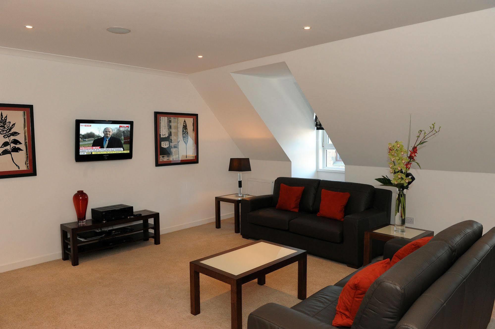 Fountain Court Apartments - Grove Executive Единбург Стая снимка